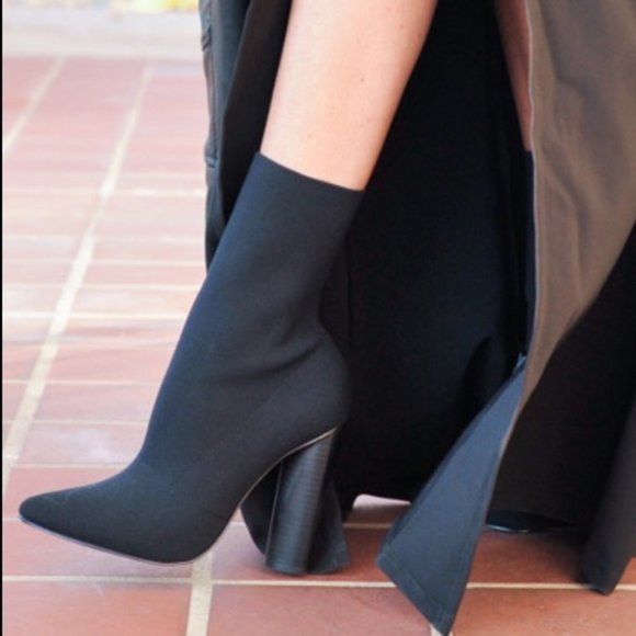 Steve Madden Shoes - Steve Madden Black Stretch Knit Capitol Bootie